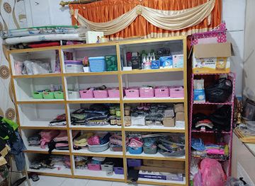 indonesia/southeast-sulawesi/shop/queen-shop