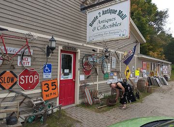 maine/penobscot-county/shop/back-in-the-day-antique-mall