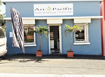 new-caledonia/bourail/shop/art-pacific