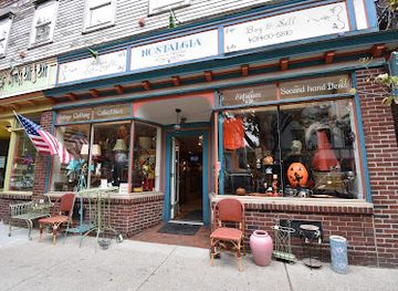 rhode-island/blackstone-river-bikeway/shop/nostalgia-antiques-and-collectibles-store