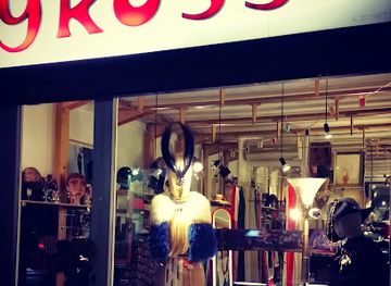 italy/florence/oltrarno/shop/9-rosso