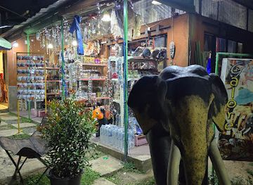 sri-lanka/ella/shop/gifts-gaoire