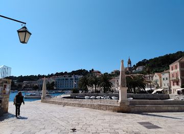 croatia/hvar/shop/vilebrequin