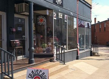 illinois/elgin/shop/rediscover-records