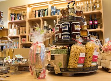 liechtenstein/balzers/shop/hoi-liechtenstein-souvenir-boutique