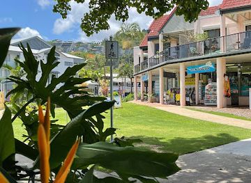 australia/airlie-beach/shop/beach-book-boutique