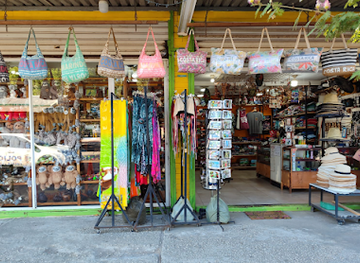 costa-rica/tamarindo/shop/paula-souvenir-1