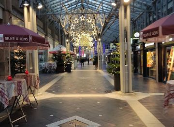 germany/weser-uplands/shop/lloyd-passage