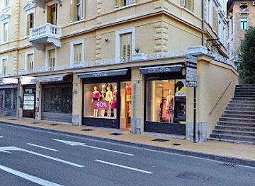 croatia/opatija/shop/comma-store-opatija