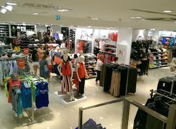 turkiye/kemer/shop/lc-waikiki