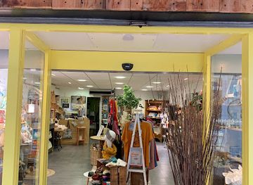 france/aquitaine/shop/la-boutique-d-en-face-artisans-createurs