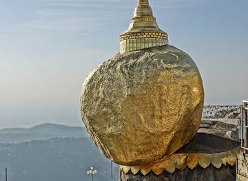 myanmar-burma/golden-rock/shop/myanmar-golden-rock