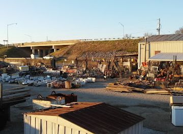 indiana/evansville/shop/salvage-candy