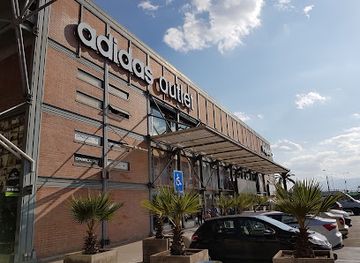 chile/norte-chico/shop/easton-outlet-mall