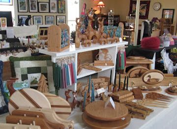 vermont/camel-s-hump-state-park/shop/island-craft-shop