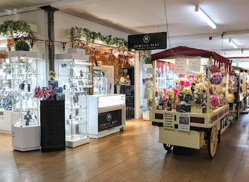 united-kingdom/lancashire/attraction/heskin-hall-shopping-village