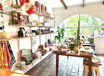 australia/magnetic-island/shop/juniper-company