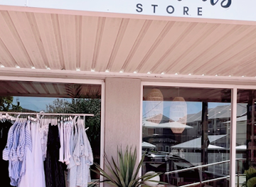 australia/central-coast/shop/weekends-store