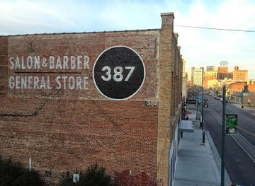 tennessee/memphis/beale-street/shop/stock-belle