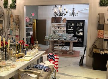 tennessee/nashville/shop/oak-willow-home-accessories-gift-boutique