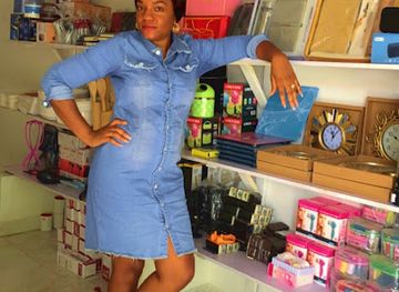 nigeria/port-harcourt/shop/souvenir-world