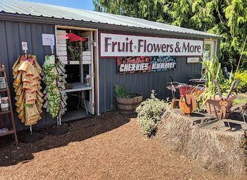 oregon/mount-hood-national-forest/shop/the-gorge-white-house