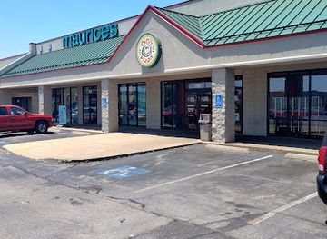 missouri/st-francois-mountains/shop/maple-valley-center