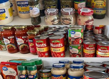 the-bahamas/ragged-island/shop/e-e-variety-store