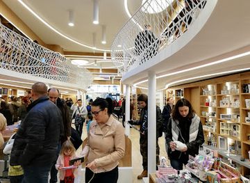 romania/banat/shop/carturesti-piata-victoriei