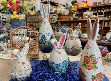 indiana/carmel/shop/out-of-the-blue-polish-pottery-gifts