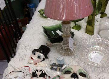 michigan/tawas-point-state-park/shop/fabulous-finds