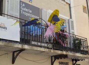 france/french-riviera/shop/les-galeries-tropeziennes