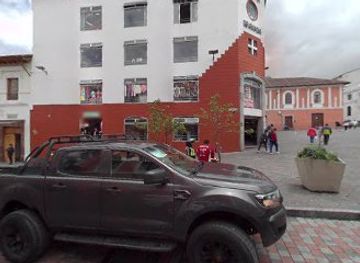 ecuador/quito/centro-historico/shop/fancy-shop