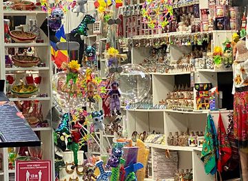 romania/bucharest/old-town/shop/alevi-souvenirs