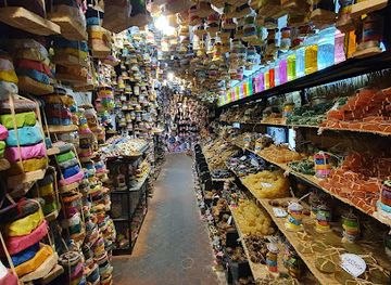 morocco/rif-mountains/shop/la-botica-de-la-abuela-de-aladdin