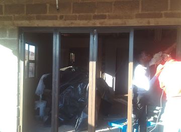 south-africa/route-62/shop/stundee-clothing