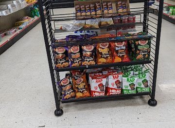 virginia/great-dismal-swamp-national-wildlife-refuge/shop/e-z-food-mart-deli-krispy-krunchy-chicken