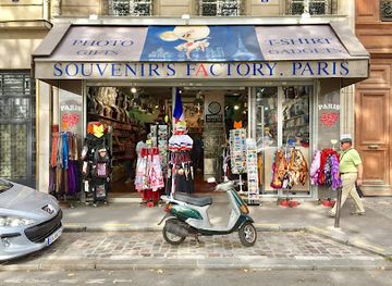 france/paris/shop/souvenir-s-factory