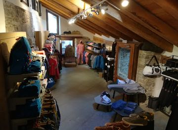 italy/courmayeur/shop/napapijri-courmayeur