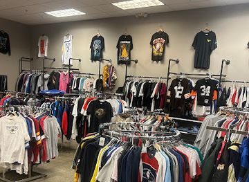 indiana/fishers/shop/indys-finest-vintage