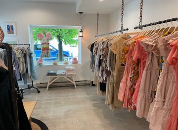 wisconsin/door-county/shop/spruce-boutique