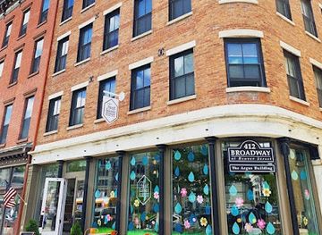 new-york/albany/washington-park/shop/fort-orange-general-store