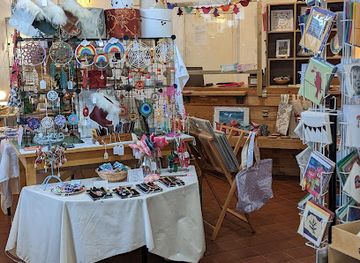 united-kingdom/bristol/shop/home-grown-pop-up-gift-shop-at-windmill-hill-city-farm