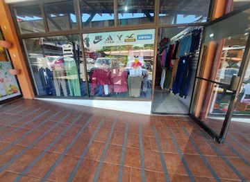 costa-rica/monteverde/shop/tienda-moda-americana