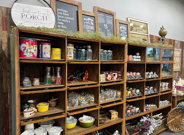 north-carolina/blue-ridge-mountains/shop/blue-mountain-barn