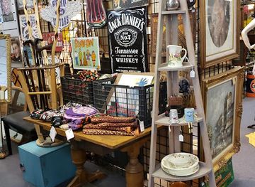Carson Antiques & Collectibles Mall