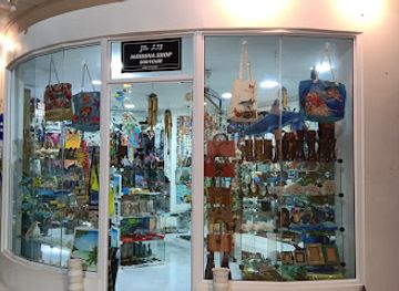 maldives/gulhi-island/shop/mohona-shop-souvenir