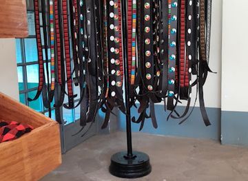 kenya/maasai-mara/shop/maa-beadwork