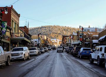 utah/park-city/canyons-village/shop/dugins-west