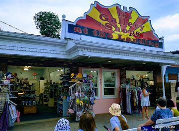 ohio/geneva-on-the-lake/shop/beachstone-jewelry-and-gift-shop